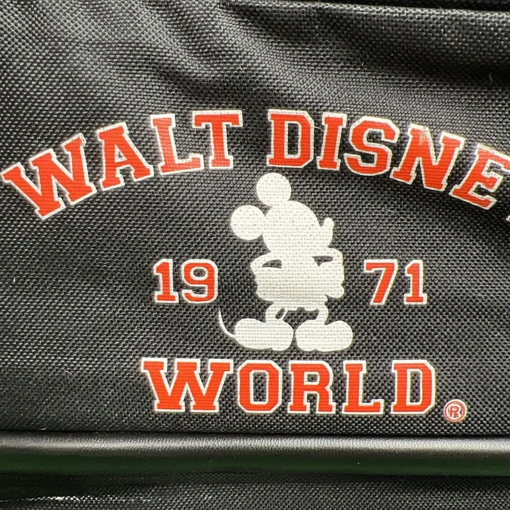 Walt Disney 1971 World Black‎ Two Rolling Wheeled Duffle Bag See Pictures